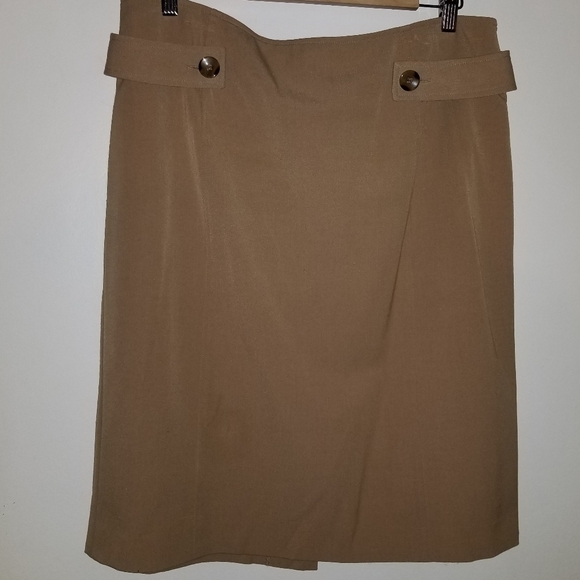 Bandolino Tan Pencil Skirt with Accent Buttons - Picture 1 of 8